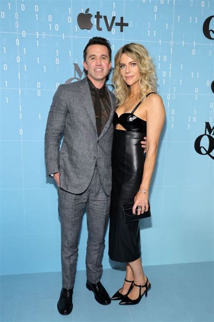Rob Mcelhenney Plastic Surgery: Opting for Surgical Measures Or The Process of Reshaping Himself?