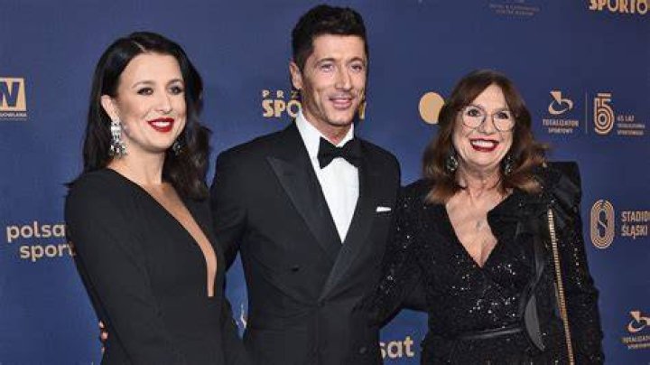 Robert Lewandowski siblings: Meet sister Milena Lewandowska