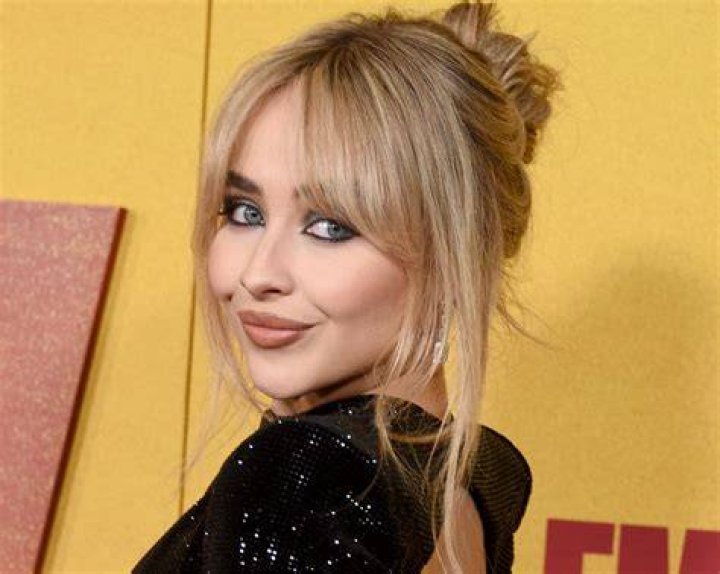 Sabrina Carpenter in Bathing Suit Says "Capri Sunnn" — Celebwell