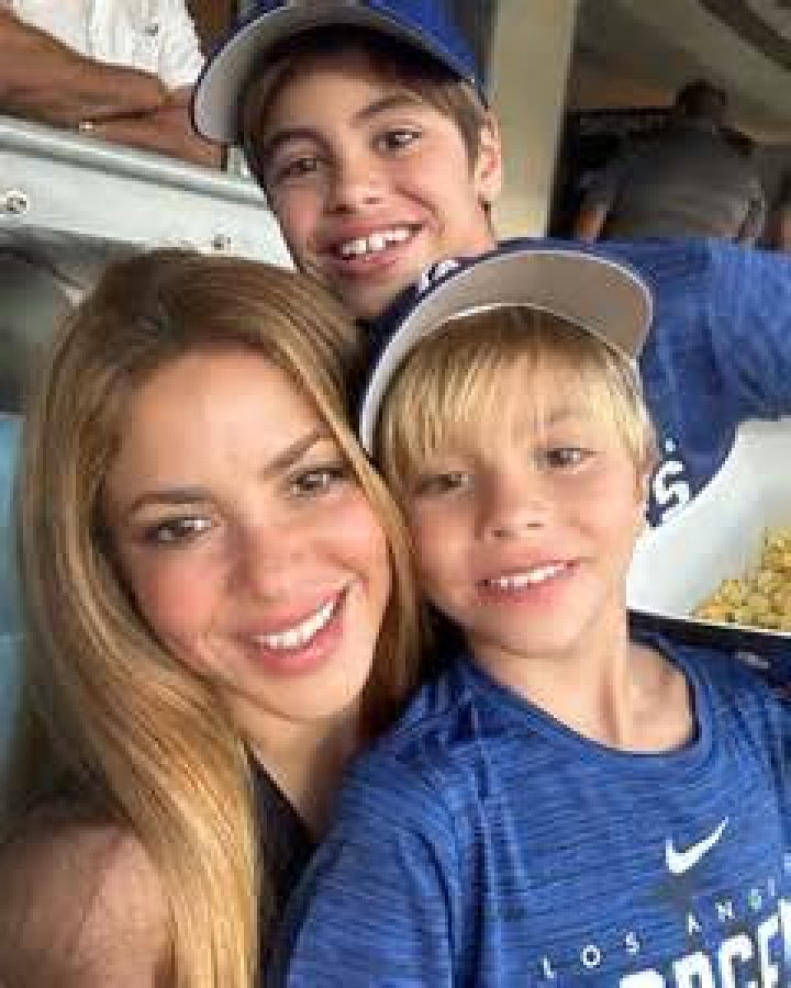 Shakera Selman family, height, current teams, salary, net worth, Instagram