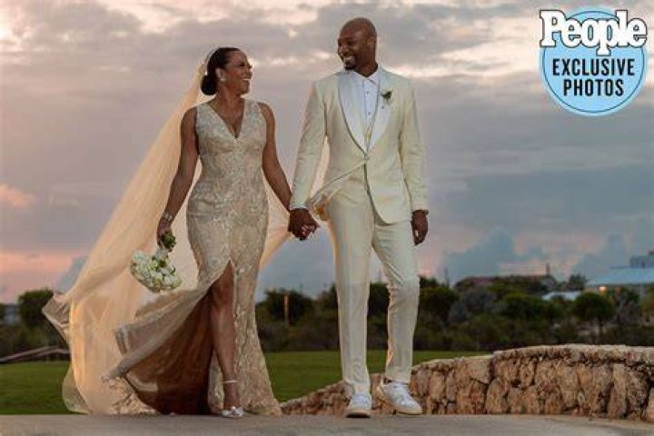 Taylor Henderson wife: Is Taylor Henderson married?