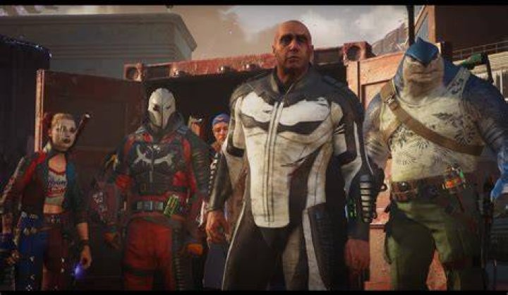 The Suicide Squad Set Pics Reveal New Costumes For Captain Boomerang And Others