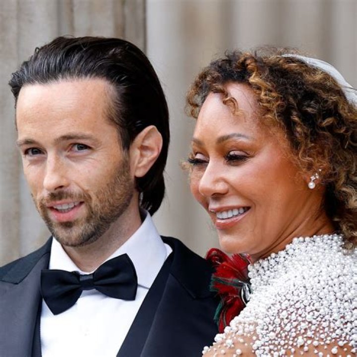 Thomas Sadoski Biography - Facts, Childhood, Family Life & Achievements