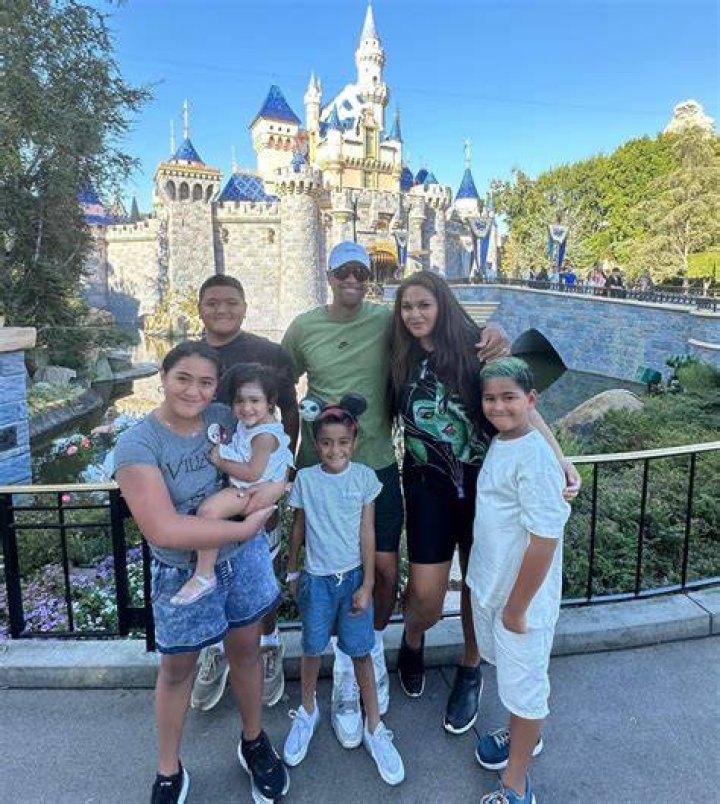 Tony Finau’s wife: Meet Alayna Finau And Their children