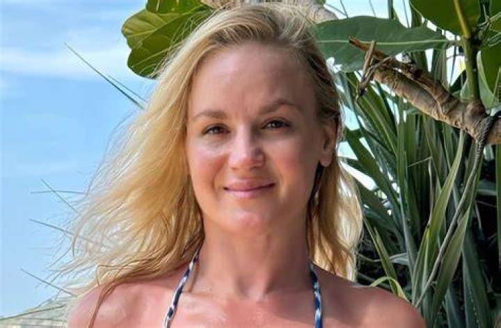 Valentina Shevchenko Just Revealed Her Toned Figure on the Beach in Vietnam — Celebwell