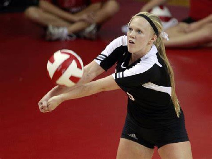 Vigil: Caileigh Duggan Honored by Former Volleyball Team After Demise