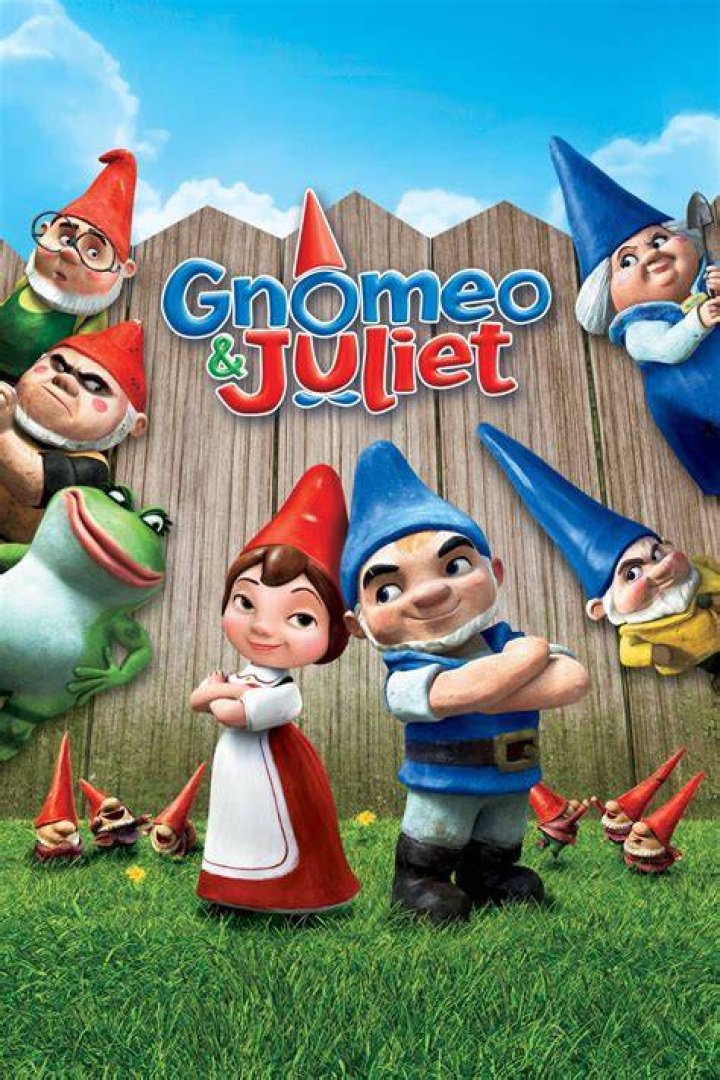 What is Featherstone story in Gnomeo and Juliet? – Celebrity
