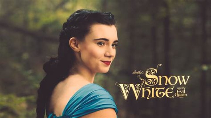 What is the evil stepmother name in Snow White? – Celebrity