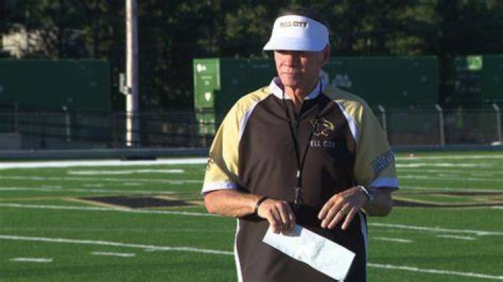 What Was Rush Propst Salary? – Celebrity
