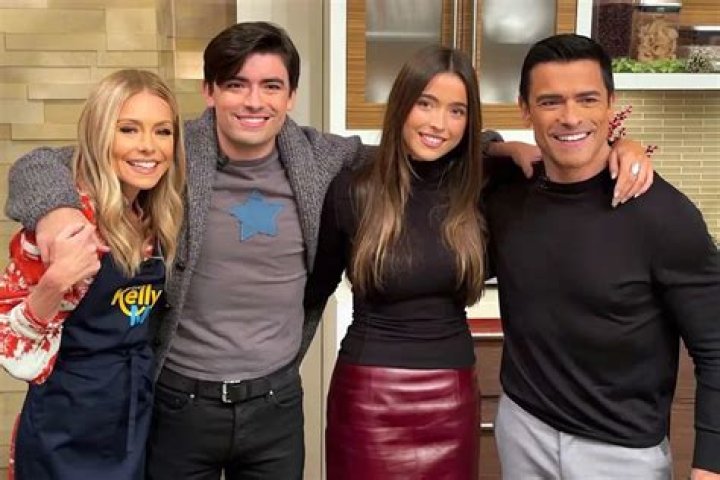 Where did Kelly Killoren Bensimon go to high school?