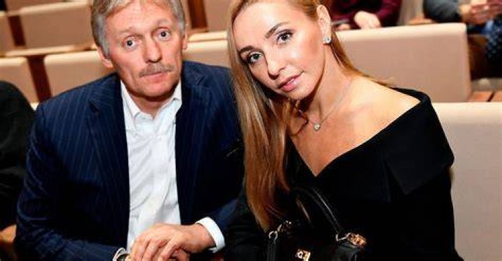 Who is Dmitry Peskov second wife and cause of divorce?