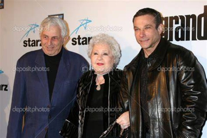 Who is Estelle Harris husband?