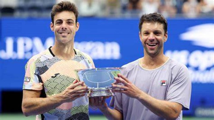 Who is Horacio Zeballos coach Alejandro Lombardo?