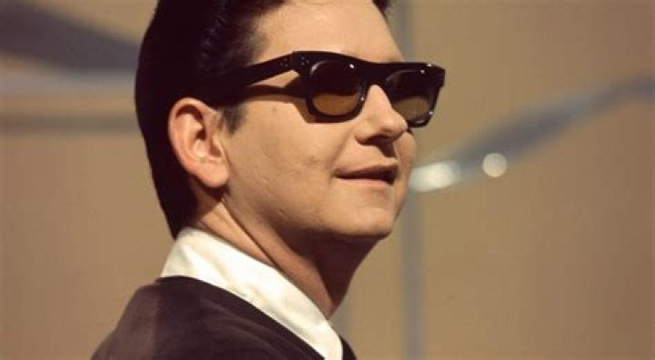Why did Roy Orbison wear dark glasses?