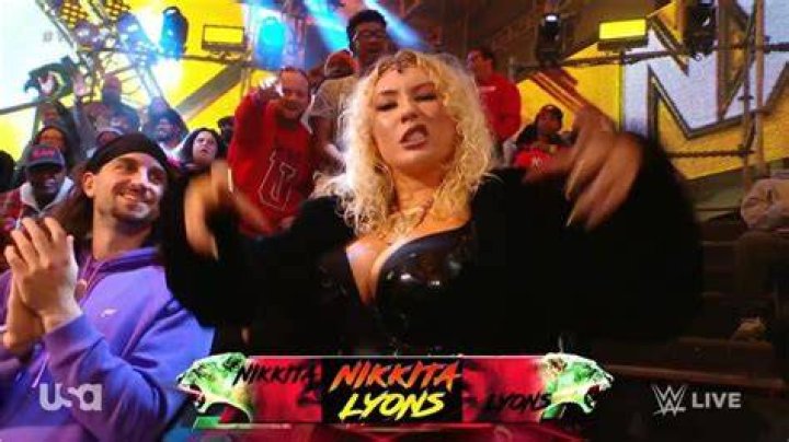 WWE's Nikkita Lyons in Yankees Shirt and Two-Piece is a "Goddess" — Celebwell